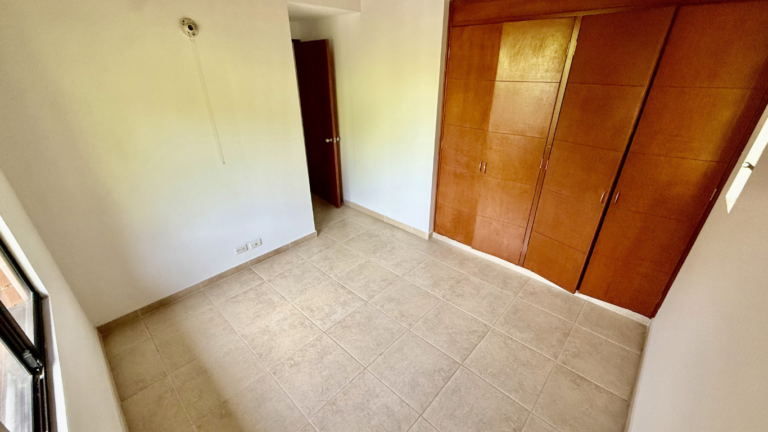 Casa en Condominio en Venta en Ciudad Jardín Cali 240 m² | Remodelada | 5 alcobas 5 baños | Piscina