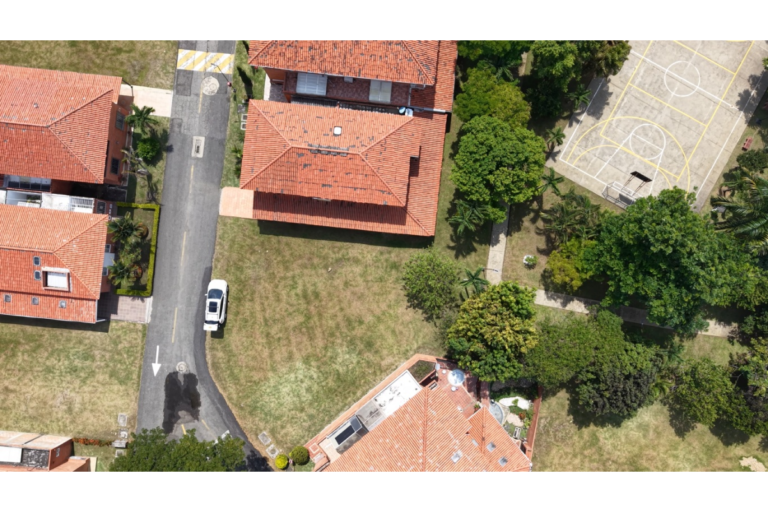 Lote en Venta en Hacienda El Castillo Jamundí 412 m² | Esquinero en condominio | Zona campestre