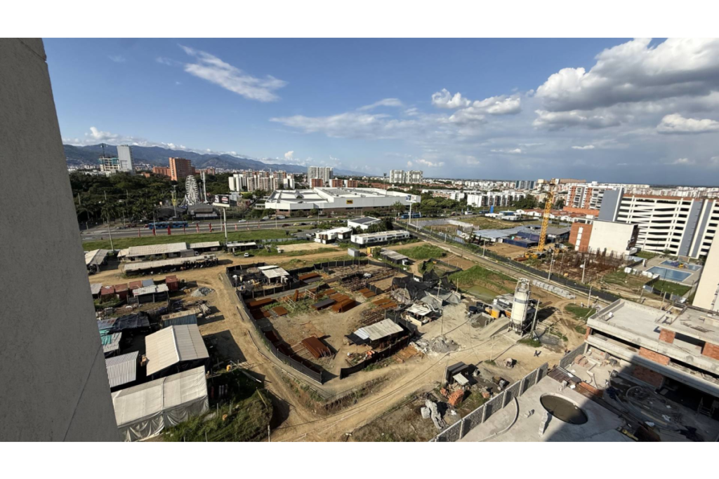 Apartamento Nuevo en Venta en Valle del Lili Cali | 100 m² piso 13 con balcón y zonas tipo club