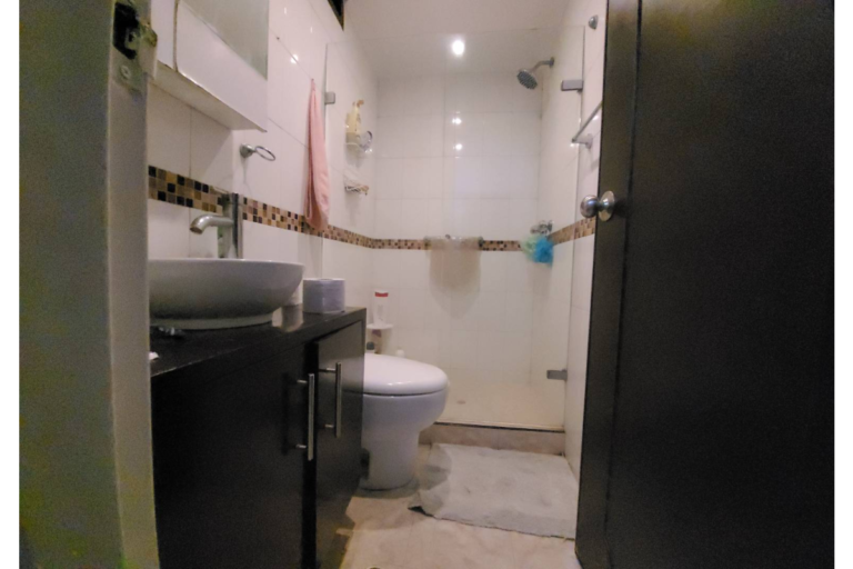 Apartamento en Venta en El Limonar Cali 108 m² | 3 habitaciones | Amplio e iluminado | Zona residencial