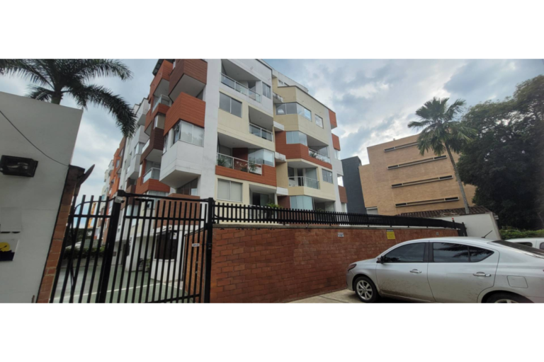 Penthouse en Venta en Ciudad Jardín Cali 182 m² | Moderno | 3 alcobas | Balcón con vista panorámica y piscina