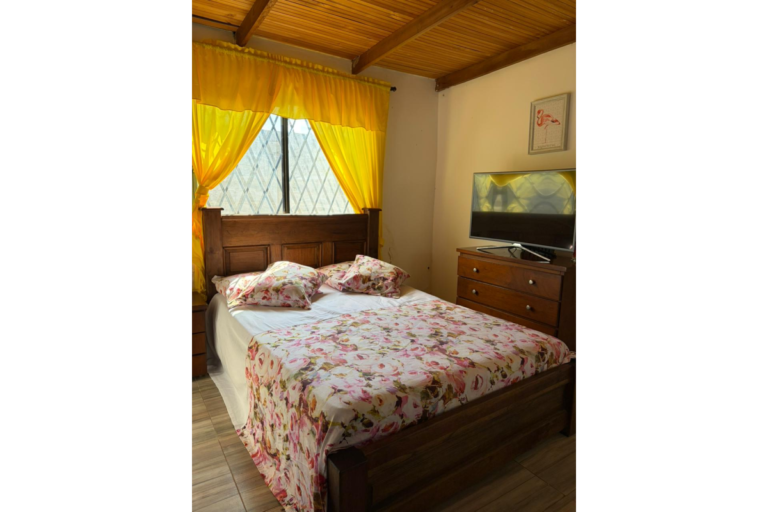Finca en Alquiler en Lago Calima por Noche | Jacuzzi para 11 Personas | Capacidad 12 a 15 Huéspedes | Cerca al Pueblo