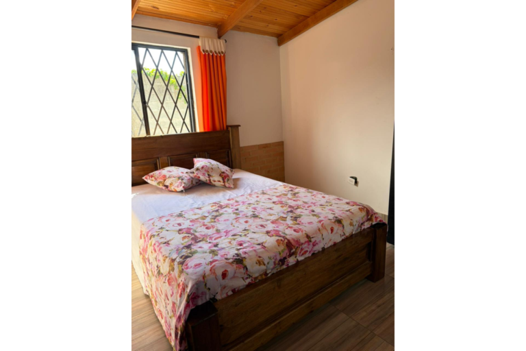 Finca en Alquiler en Lago Calima por Noche | Jacuzzi para 11 Personas | Capacidad 12 a 15 Huéspedes | Cerca al Pueblo
