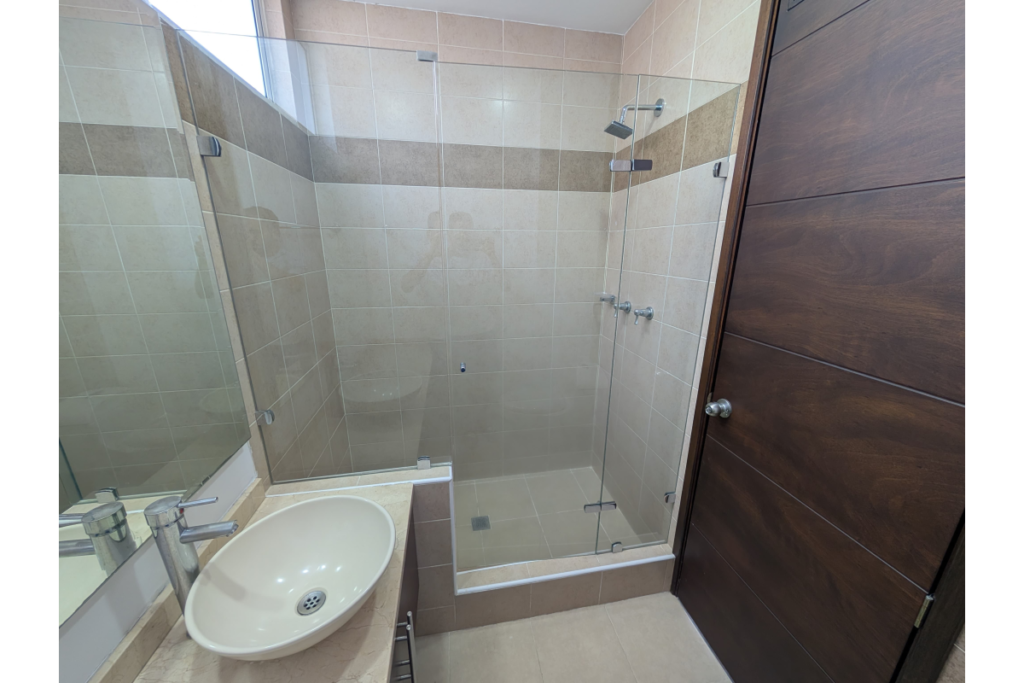 Apartamento en Venta en Quintas de Don Simón Cali 110 m² | 3 Habitaciones | Piso 11 | 2 Parqueaderos | Conjunto con Piscina