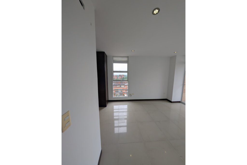 Apartamento en Venta en Quintas de Don Simón Cali 110 m² | 3 Habitaciones | Piso 11 | 2 Parqueaderos | Conjunto con Piscina