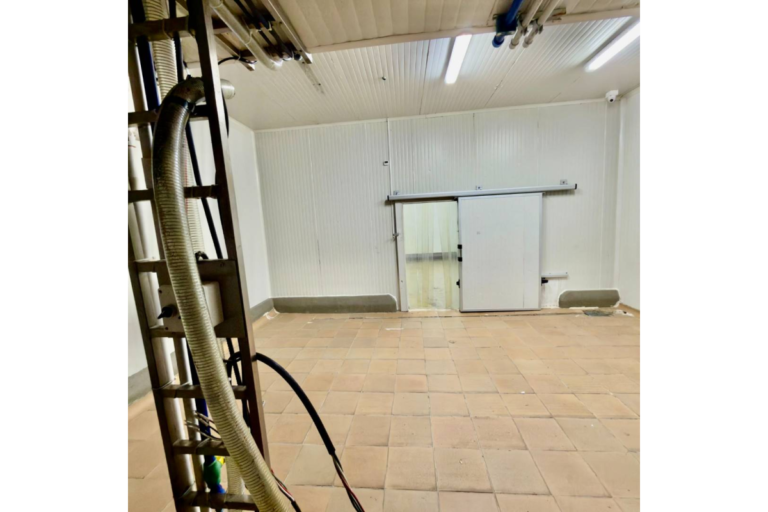 Bodega Industrial en Arriendo en Bogotá | 7 de Agosto | Cuartos Fríos Operativos | Expansión hasta 40 Toneladas | 380 m² Lote | 248 m² Construidos