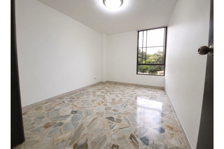 Apartamento en Venta en El Limonar Cali 108 m² | 3 habitaciones | Amplio e iluminado | Zona residencial