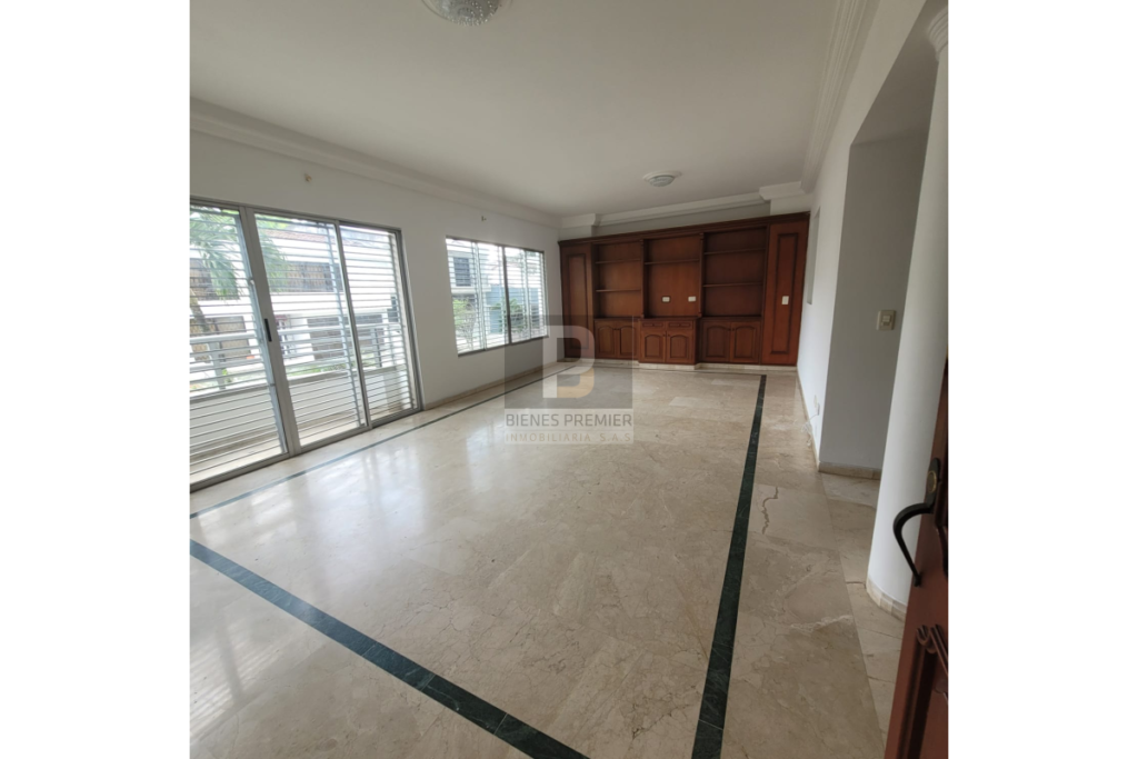 Apartamento en Venta en El Ingenio Cali 180 m² | Ascensor privado | 3 habitaciones y estudio | Amplio