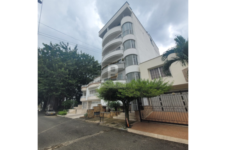Apartamento en Venta en El Ingenio Cali 180 m² | Ascensor privado | 3 habitaciones y estudio | Amplio