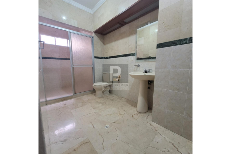 Apartamento en Venta en El Ingenio Cali 180 m² | Ascensor privado | 3 habitaciones y estudio | Amplio
