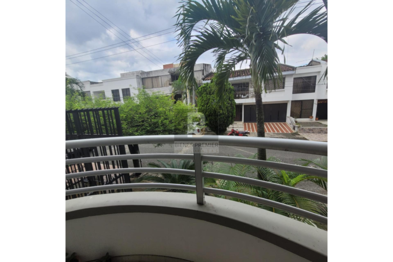 Apartamento en Venta en El Ingenio Cali 180 m² | Ascensor privado | 3 habitaciones y estudio | Amplio