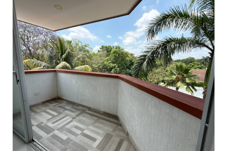 Apartamento en Venta en Ciudad Jardín Cali 89 m² | Moderno | Balcón | 2 parqueaderos