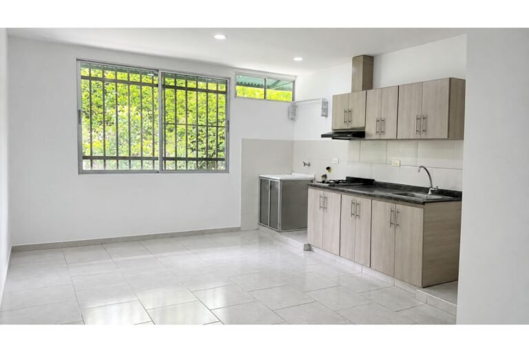 Apartaestudio en Arriendo vía a Montebello, Cali | 60 m² | habitación amplia | vestier | servicios incluidos