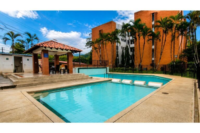 Apartamento Amoblado en Arriendo en La Cascada Cali 70 m² | 3 habitaciones | 2 baños | Con parqueadero