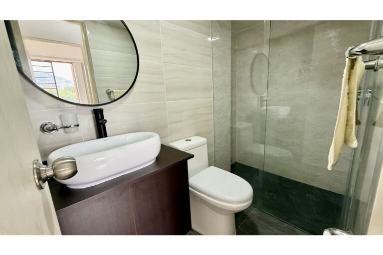 Apartamento Amoblado en Arriendo en La Cascada Cali 70 m² | 3 habitaciones | 2 baños | Con parqueadero