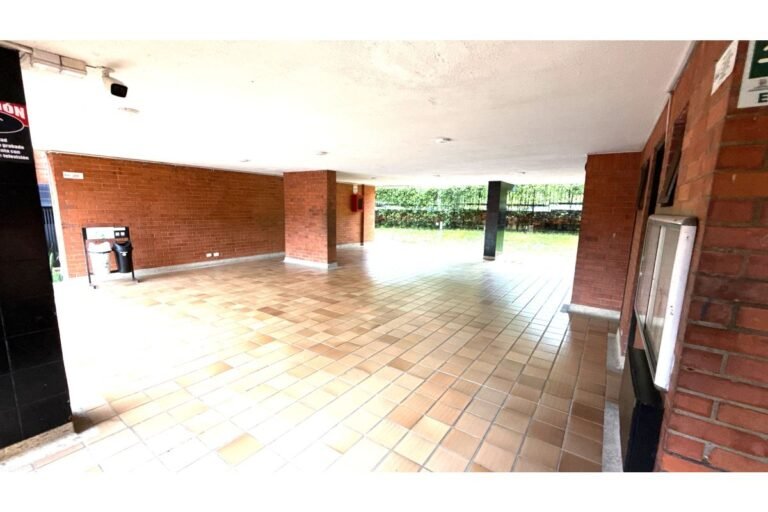 Apartamento en Arriendo en El Refugio Cali | Primer Piso con 3 Habitaciones y Piscina