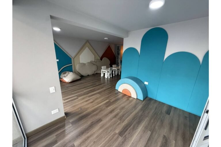 Apartamento en arriendo en Valle del Lili Cali 100 m² | Piso 13 con balcón | 3 habitaciones | 2 parqueaderos