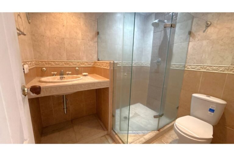 Casa en Arriendo en San Fernando Viejo, Cali | 390 m² | Ideal para Oficinas, Consultorios o Instituciones