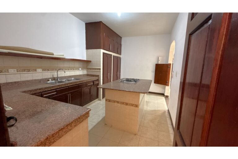Casa en Arriendo en San Fernando Viejo, Cali | 390 m² | Ideal para Oficinas, Consultorios o Instituciones