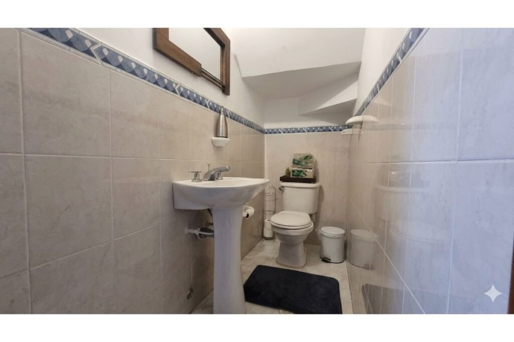 Casa Esquinera en Venta en La Hacienda Cali | Conjunto Residencial | 3 Pisos | Piscina | Parqueadero Doble