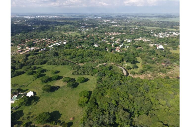 Lote en Venta en Pance Cali | 40.356 m² para Desarrollo Inmobiliario e Inversión