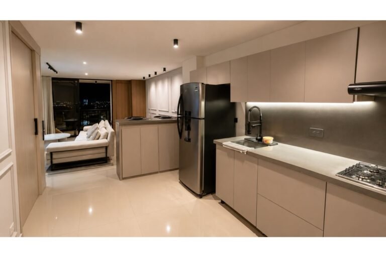 Apartamento en Venta en Cristales Cali | 127 m² | 3 Habitaciones con Baño Privado | Terraza y Vista Panorámica