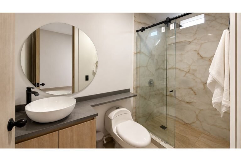 Apartamento en Venta en Cristales Cali | 127 m² | 3 Habitaciones con Baño Privado | Terraza y Vista Panorámica