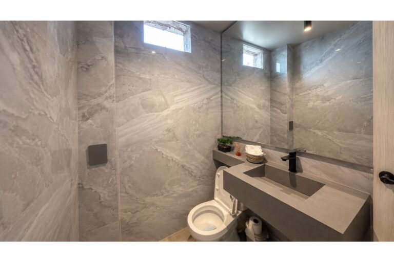 Apartamento en Venta en Cristales Cali | 127 m² | 3 Habitaciones con Baño Privado | Terraza y Vista Panorámica