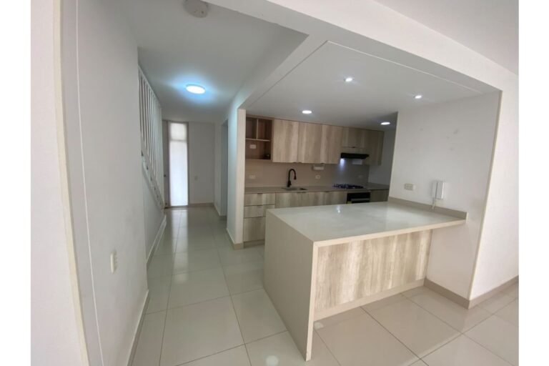 Casa en Venta en Ciudad Country Jamundí | 146 m² | 3 Habitaciones | Doble Parqueadero | Zona de Alta
