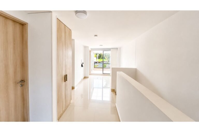 Casa en Venta en Ciudad Country Jamundí | 146 m² | 3 Habitaciones | Doble Parqueadero | Zona de Alta