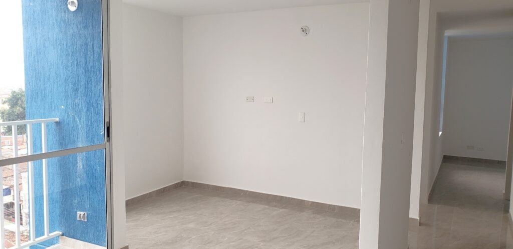 Apartamento en Arriendo en Brisas de los Álamos, Cali | 65 m² | 2 Habitaciones + Estudio | 2 Baños | Piso 9 con Ascensor