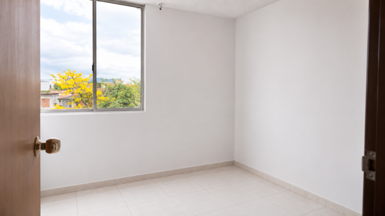 Apartamento en Venta en Brisas de los Álamos Cali | 57.60 m² | 3 habitaciones | 2 baños | 4 piso sin ascensor