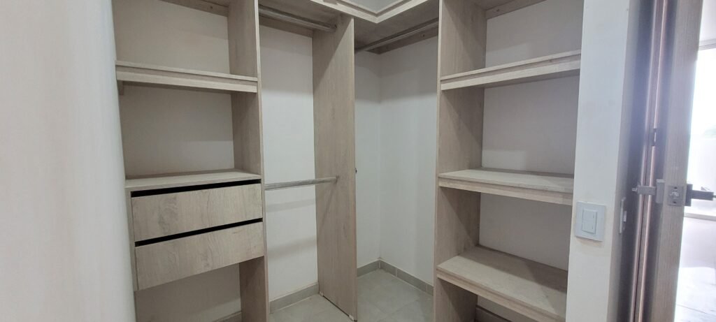 Penthouse Dúplex en Arriendo en Ciudad Jardín Cali | 182 m² | 3 Habitaciones | Vista Panorámica