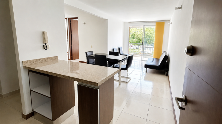 Apartamento en Arriendo en el Sur de Cali | 76,32 m² | 3 Habitaciones | 2 Balcones