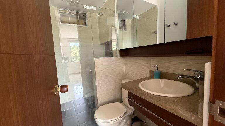 Apartamento en Arriendo en el Sur de Cali | 76,32 m² | 3 Habitaciones | 2 Balcones