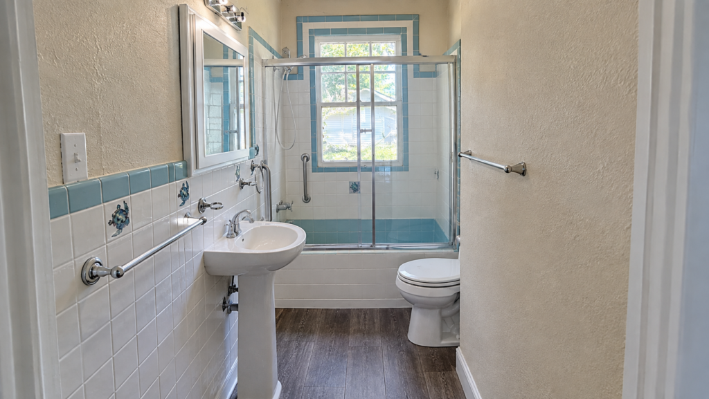 Casa en Venta en Brentwood, Jacksonville, Florida | 3 Habitaciones | 114 m² | 2 Parcelas | Potencial de Inversión
