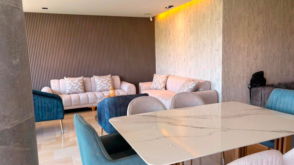 Apartamento en Venta en Pance, Cali | 209 m², 3 Habitaciones | 4 Parqueaderos