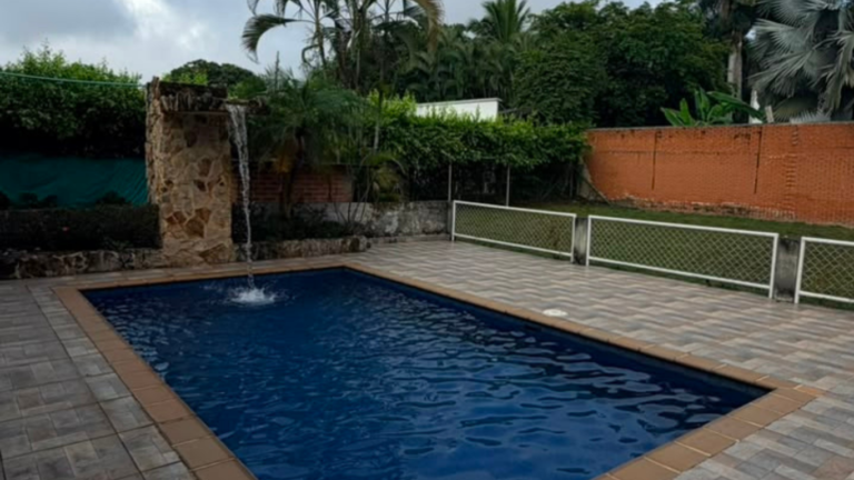 Casa en Venta en La Morada, Cali | 420 m² Construidos sobre Lote de 1.500 m²