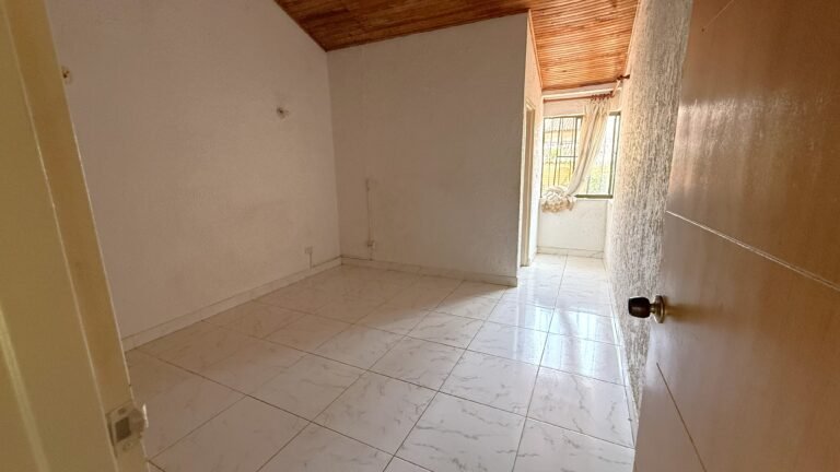 Casa en Arriendo en El Limonar, Cali | 250 m² Construidos, 4 Habitaciones | Uso Mixto