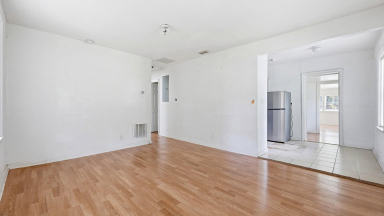 Casa en Venta en Jacksonville, Florida | 3 Habitaciones | Inversión Inmobiliaria en Estados Unidos