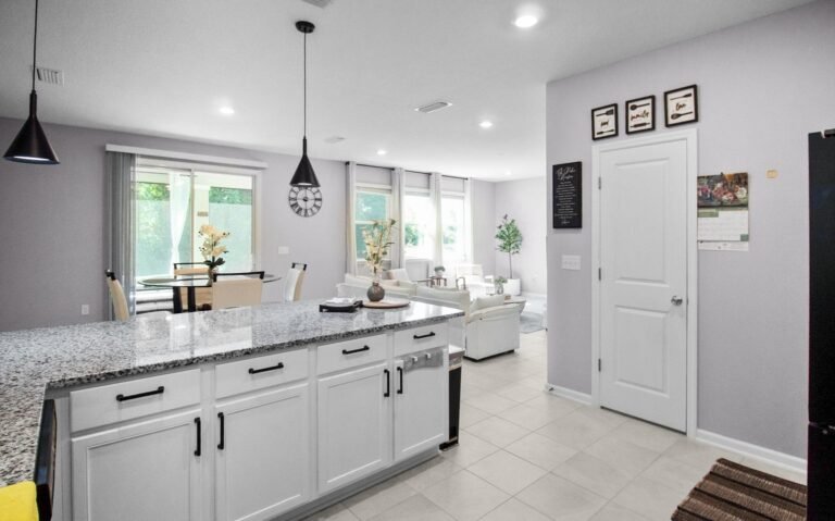 Casa en Venta en Wells Creek, Jacksonville, Florida | 4 Habitaciones, 3 Baños | Inversión en Estados Unidos