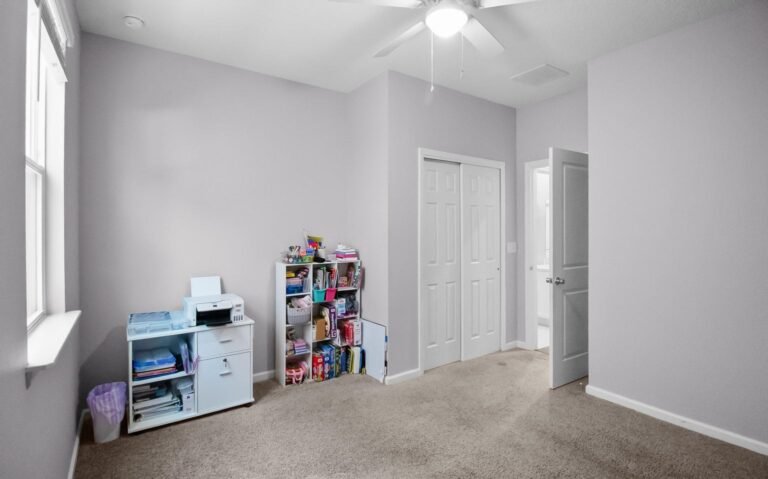 Casa en Venta en Wells Creek, Jacksonville, Florida | 4 Habitaciones, 3 Baños | Inversión en Estados Unidos