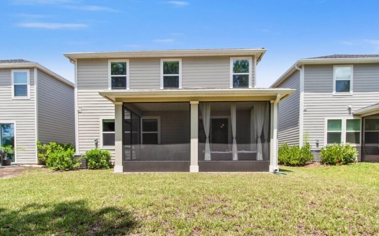 Casa en Venta en Wells Creek, Jacksonville, Florida | 4 Habitaciones, 3 Baños | Inversión en Estados Unidos
