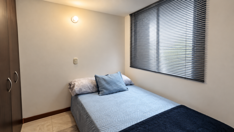 Apartamento Amoblado en Arriendo en Valle del Lili, Cali | 53 m² | 3 Habitaciones | Aire Acondicionado