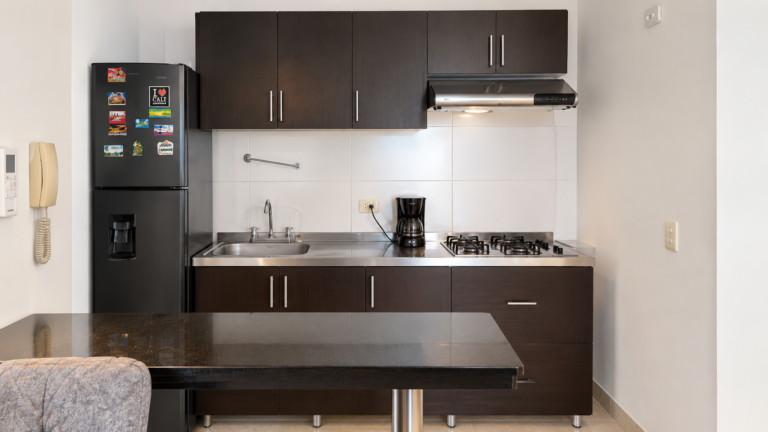 Apartamento Amoblado en Arriendo en Valle del Lili, Cali | 53 m² | 3 Habitaciones | Aire Acondicionado