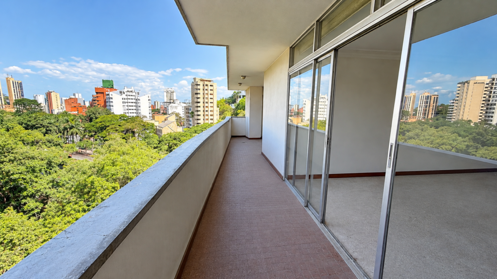 Apartamento en Arriendo en El Peñón, Cali | 175 m² | Vista al Río | Administración Incluida
