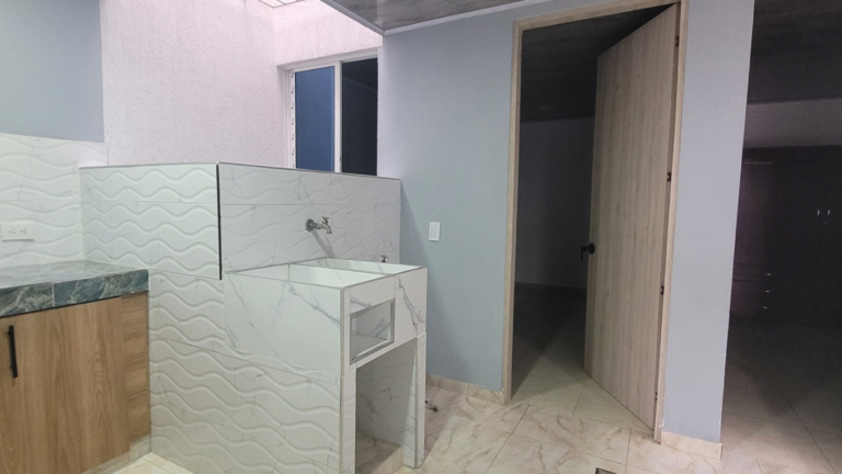 Apartamento en Arriendo en Ciudad Córdoba, Cali | 60 m² | 2 Habitaciones | Parqueadero para Moto